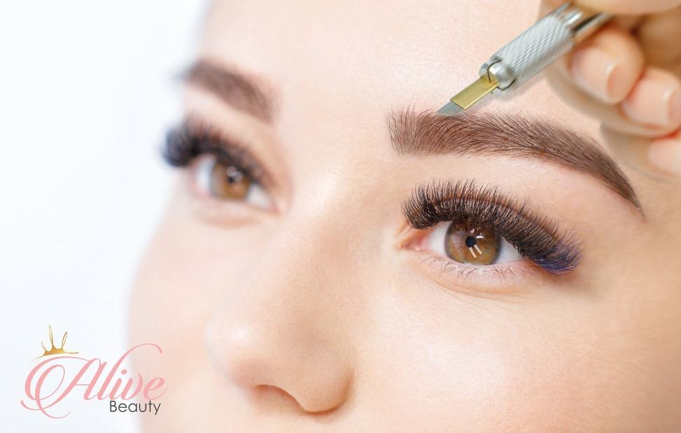 Taller de Microblading de cejas Taller de Microblading de cejas
